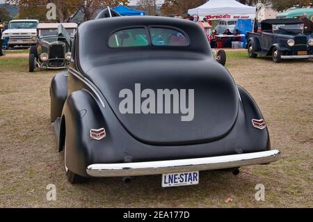 Salon automobile Hot Rod Revolution au Camp Mabry à Austin, Texas, États-Unis Banque D'Images
