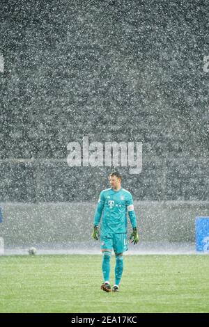 Berlin, Allemagne. 05 février 2021. Manuel NEUER, gardien de but FCB 1 dans le match HERTHA BSC BERLIN - FC BAYERN MUENCHEN 0-1 1.Ligue allemande de football le 5 février 2021 à Berlin, Allemagne saison 2020/2021, match jour 20, 1.Bundesliga, FCB, München, 20.Spieltag © Peter Schatz / Alamy Live News - LE RÈGLEMENT DFL INTERDIT TOUTE UTILISATION DE PHOTOGRAPHIES comme SÉQUENCES D'IMAGES et/ou QUASI-VIDÉO - Credit: Peter Schatz/Alamy Live News Banque D'Images