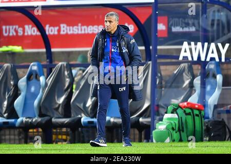 HIGH WYCOMBE, ANGLETERRE. 6 FÉVRIER : Chris Hughton, directeur de la forêt de Nottingham, lors du match de championnat Sky Bet entre Wycombe Wanderers et la forêt de Nottingham à Adams Park, High Wycombe, le samedi 6 février 2021. (Credit: Jon Hobley | MI News) Credit: MI News & Sport /Alay Live News Banque D'Images