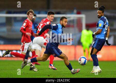 HIGH WYCOMBE, ANGLETERRE. 6 FÉVRIER : Curtis Thompson de Wycombe Wanderers en action lors du match de championnat Sky Bet entre Wycombe Wanderers et la forêt de Nottingham à Adams Park, High Wycombe, le samedi 6 février 2021. (Credit: Jon Hobley | MI News) Credit: MI News & Sport /Alay Live News Banque D'Images