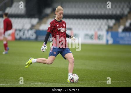 Borehamwood, Royaume-Uni. 07e février 2021. Fran Stenson (#24 Arsenal) pendant l'échauffement avant le match de Super League féminin de FA entre Arsenal et Manchester City à Meadow Park à Borehamwood. Crédit: SPP Sport presse photo. /Alamy Live News Banque D'Images