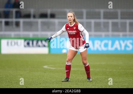 Borehamwood, Royaume-Uni. 07e février 2021. LIA Warti (#13 Arsenal) dirige ses coéquipiers pendant le match de Super League féminin de FA entre Arsenal et Manchester City à Meadow Park à Borehamwood. Crédit: SPP Sport presse photo. /Alamy Live News Banque D'Images