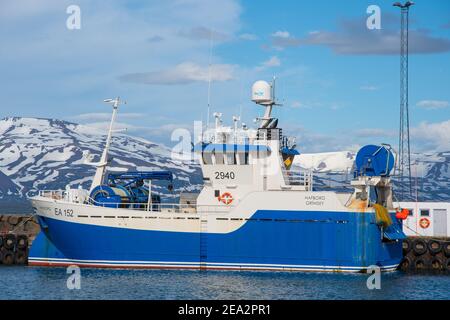 Dalvik Islande - juin 20. 2020: Chalutier Hafborg dans le port Banque D'Images