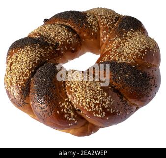Pain slave sucré fait sous la forme d'un anneau, et appelé Kalach, sur un fond blanc en isolement Banque D'Images