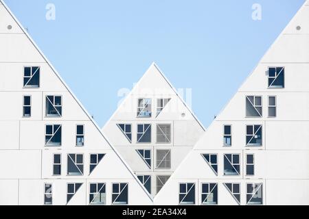 Aarhus, Danemark - 13 septembre 2014 : vue du bâtiment Iceberg d'Aarhus. L'Iceberg est un immeuble d'appartements unique dans la zone du port Banque D'Images