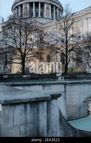 LONDRES - 2019: Cathédrale St Pauls de Festival Gardens. Banque D'Images