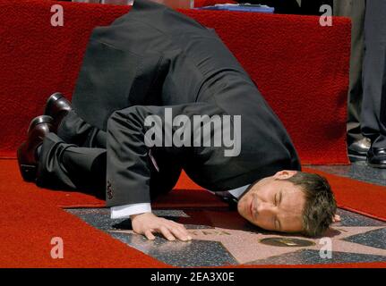 Ryan Seacrest est récompensé par la 2 2 82e étoile du Hollywood Walk of Fame en face du Kodak Theatre. Los Angeles, le 20 avril 2005. Photo de Lionel Hahn/ABACA. Banque D'Images