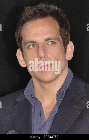 Ben Stiller, acteur américain de Dreamworks, participe à la première de la nouvelle production 'Sadagascar' qui s'est tenue au Palais des Congrès à Paris le 12 juin 2005. Photo de Denis Guignebourg/ABACA. Banque D'Images