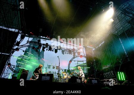 Ambiance au festival de musique 'FrancoFolies' qui s'est tenu à la Rochelle près de Bordeaux, en France, le 17 juillet 2005. Photo de Patrick Bernard/ABACAPRESS.COM. Banque D'Images