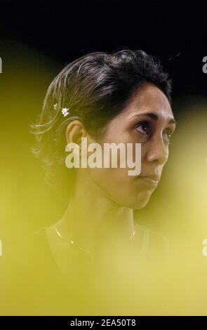 Bouchra Ghezielle de France participe sur les 1500 mètres féminins lors de la troisième finale mondiale Athlétique de l'IAAF, à Monaco, le 09 septembre 2005. Photo de Nicolas Gouhier/CAMELEON/ABACAPRESS.COM Banque D'Images