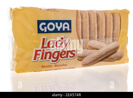 Winneconne, WI -30 janvier 2021: Un paquet de doigts de la Dame de Goya sur un fond isolé. Banque D'Images