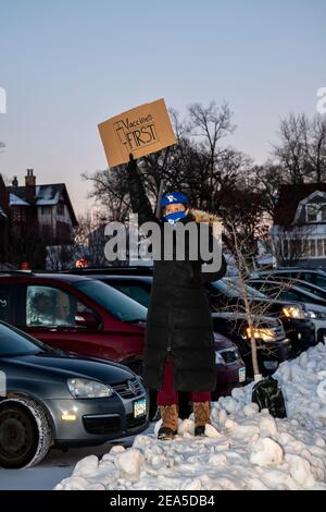 Minneapolis, Minnesota. Manifestation de caravane de voiture. Rassemblement pour exiger un retour sûr à l'apprentissage en personne dans les écoles. Les écoles publiques MPLS. Banque D'Images