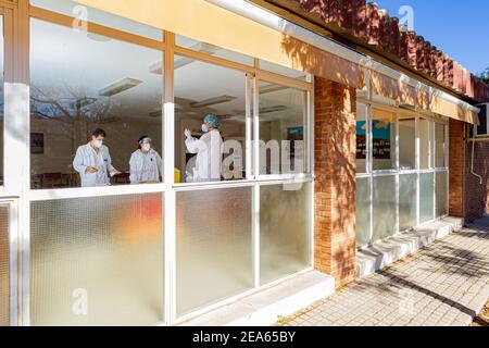 Début de la vaccination des personnes âgées, Espagne. ABEL F. ROS/AALAMONY Banque D'Images