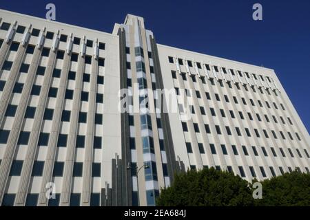 Los Angeles, Californie, États-Unis 7 février 2021 UNE vue générale de l'atmosphère de tournage lieu de Commerce Bank of Beverly Hills dans la télévision sitcom 'The Beverly Hillbillies' au 5055 Wilshire Blvd le 7 février 2021 à Los Angeles, Californie, États-Unis. C'est actuellement le lieu du Consulat d'Argentine. Photo par Barry King/Alay stock photo Banque D'Images