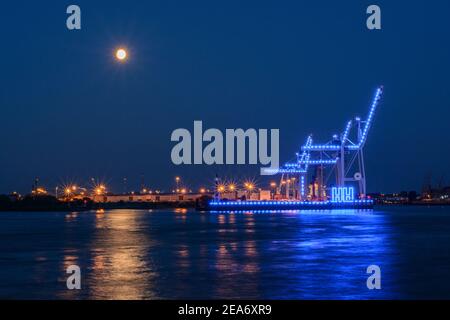 Hambourg, Allemagne - septembre 04 2017 : projet d'art Blue Port de Michael Batz dans le port Banque D'Images