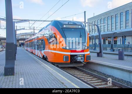Gare de Tallinn Balti Jaam. Estonie, Tallinn, 30 novembre 2019 Banque D'Images