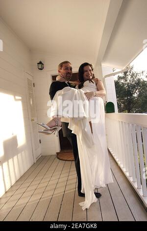 © Jadran Lazic/ABACA. 56099-52. Montecito-CA-États-Unis. 14 février 2004. Holly Marie peignes wed David Donoho à la Saint Valentin à Montecito-CA. Banque D'Images