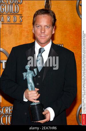 © Lionel Hahn/ABACA. 56303-15. Los Angeles-CA-USA, 22 février 2004. Kiefer Sutherland, vainqueur de la performance exceptionnelle d'un acteur masculin dans une série de drames pour 24 dans la salle de presse aux prix de la Guilde des acteurs de l'écran de 2004 qui se tiennent au Shrine Theatre Banque D'Images