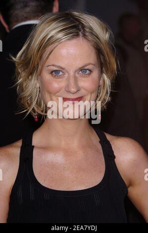 Amy Poehler assiste à la première mondiale de Mean Girls au Cinerama Dome. Los Angeles, le 19 avril 2004. Photo de Lionel Hahn/Abaca. Banque D'Images