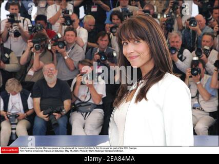 L'actrice française Sophie Marceau pose au photocall pour le film de Laure Duthilleul « A ce soir » dans le cadre du 57e Festival de Cannes le samedi 15 mai 2004. Photo de Hahn-Nebinger-Gorassini/ABACA. Banque D'Images