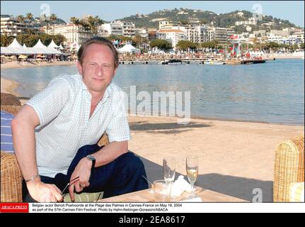 L'acteur belge Benoit Poelvoorde à la Plage des Palmes à Cannes-France le 18 mai 2004 dans le cadre du 57e Festival de Cannes. Photo de Hahn-Nebinger-Gorassini/ABACA Banque D'Images