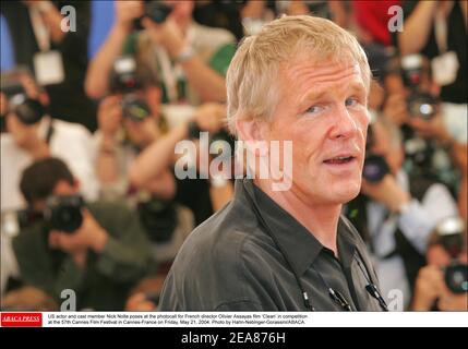 NICK Nolte, acteur et acteur AMÉRICAIN, pose au photocall pour le réalisateur français Olivier Assayas film ïClean en compétition au 57e Festival de Cannes le vendredi 21 mai 2004. Photo de Hahn-Nebinger-Gorassini/ABACA. Banque D'Images