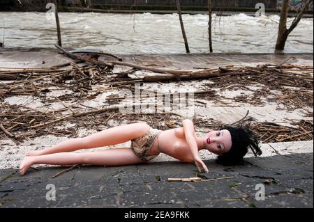 Rome, Italie 03/02/2021: Le fleuve Tevere après l'inondation. © Andrea Sabbadini Banque D'Images