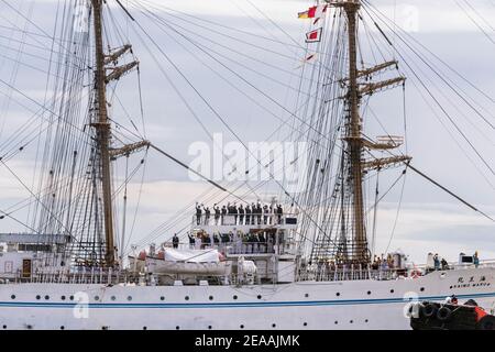 Navire à terre salut, Kaiwo Maru quitte le Canada, Steveston, Colombie-Britannique Banque D'Images