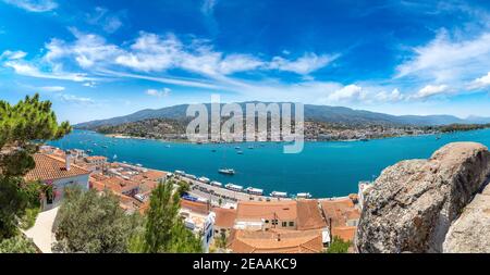 Poros dans une journée d'été en Grèce Banque D'Images