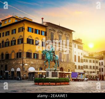 Piazza della Signoria La Statue équestre de Cosme Ier de Médicis Gianbologna par Banque D'Images