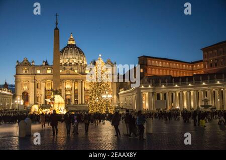 Ambiance nocturne sur le Tibre, Rome Banque D'Images