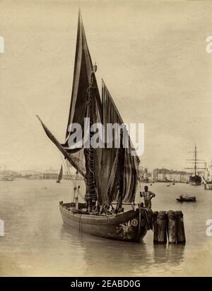 Naya, Carlo (1816-1882) - Venise - Bragozzo. Banque D'Images