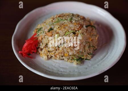 Riz chahan au riz frit à la japonaise Banque D'Images