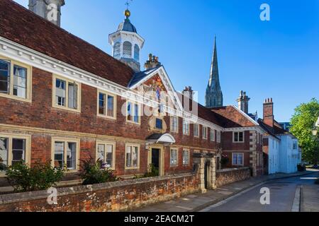 Angleterre, Wiltshire, Salisbury, Salisbury Cathedral Close et Cathedral Spire Banque D'Images