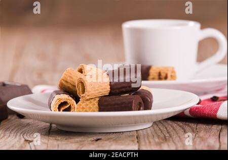 Rouleaux de cachets au chocolat. Banque D'Images