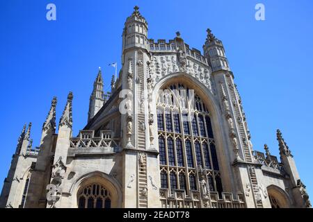 L'église abbatiale Saint-Pierre et Saint-Paul in Bath Somerset Angleterre généralement connu sous le nom de Bath Abbey qui était fondé en 1499 et est un touris populaire Banque D'Images