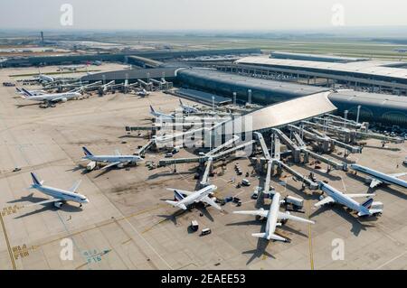 Aéroport Roissy Charles de Gaulle terminal 2 vu de ciel Banque D'Images