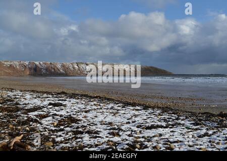 Neige - bord de mer de Filey - Plage - Brigg de Filey - Yorkshire - Royaume-Uni Banque D'Images