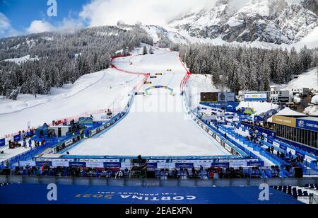 2/9/2021 - l'attente est plus de femmes SG est prêt à commencer à Cortina d'Ampezzo lors des Championnats du monde de SKI alpin 2021 FIS - Super géant - hommes, course de ski alpin à Cortina (BL), Italie, février 09 2021 (photo par IPA/Sipa USA) Banque D'Images