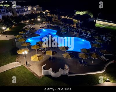 Crète, Grèce - 24 octobre 2020. Vue sur la piscine de l'hôtel Serita Beach, Crète Banque D'Images