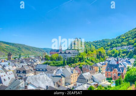Burg Schonburg au-dessus de la ville d'Oberwesel en Allemagne Banque D'Images