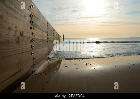 Coucher de soleil sur la plage de Southbourne Banque D'Images