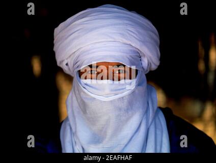 Portrait d'un tuareg en vêtements traditionnels, Tripolitaine, Ghadames, Libye Banque D'Images