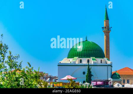 Paysage urbain d'Akko dominé par la mosquée Al Jazzar, Israël Banque D'Images