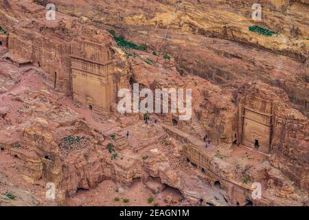 Vue aérienne des tombeaux royaux de Petra, en Jordanie Banque D'Images