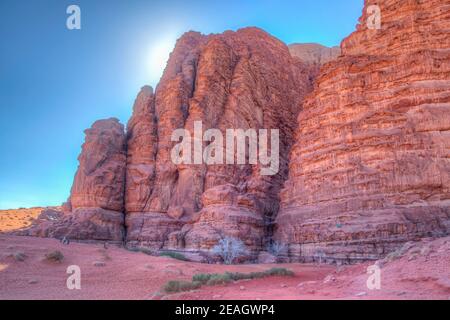 Khazali siq dans le désert de Wadi Rum en jordanie Banque D'Images