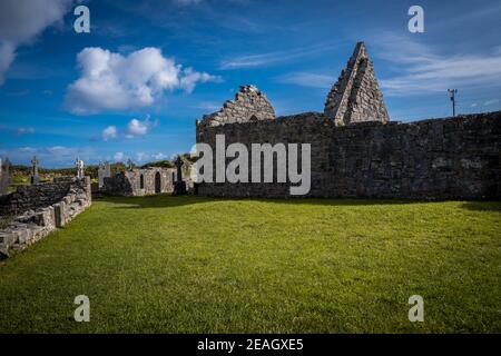 Ruine de celle des églises d'Inishmore, îles Aran. Banque D'Images