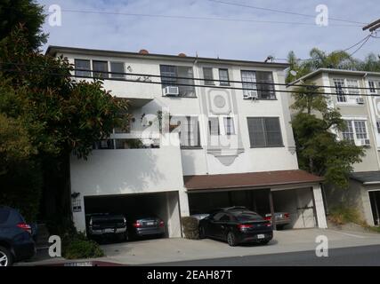 West Hollywood, Californie, États-Unis 9 février 2021 UNE vue générale de l'atmosphère de l'actrice Shelley Winter et de l'actrice Marilyn Monroe ancienne résidence/maison au 8575 1/2 Holloway Drive, et complexe d'appartements où Sal Mineo a vécu et a été assassiné le 12 février 1976, le 9 février 2021 à West Hollywood, Californie, États-Unis. Photo par Barry King/Alay stock photo Banque D'Images