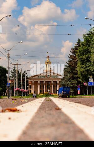 Lviv, Ukraine 29 juin 2020 : ancien aéroport de Lviv, terminus 2020 Banque D'Images