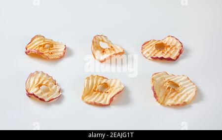 Des tranches de pommes séchées Banque D'Images